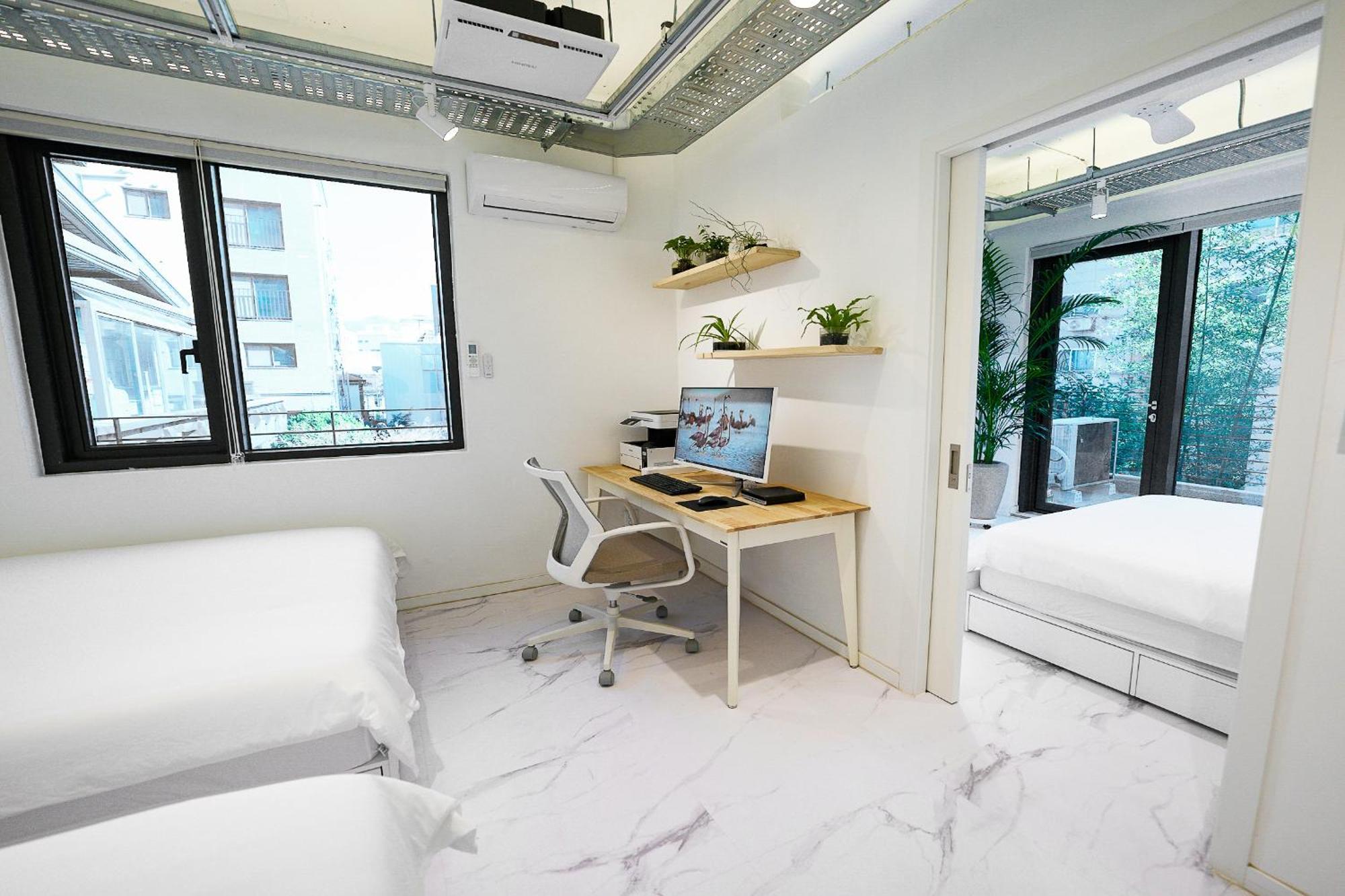F9 Tailored Service Near Hongik Univ Station Holiday home