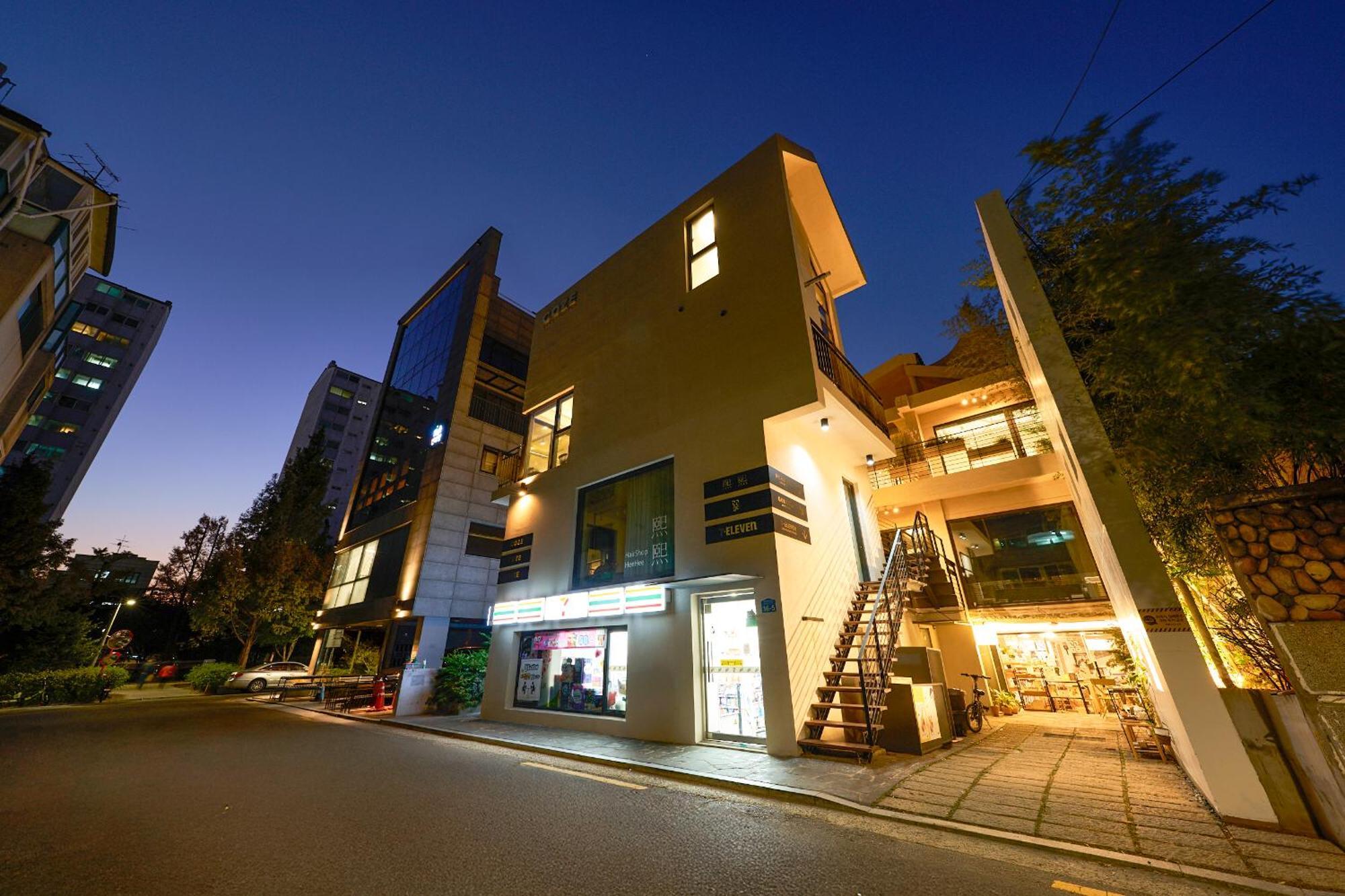 Holiday home F9 Tailored Service Near Hongik Univ Station Seoul